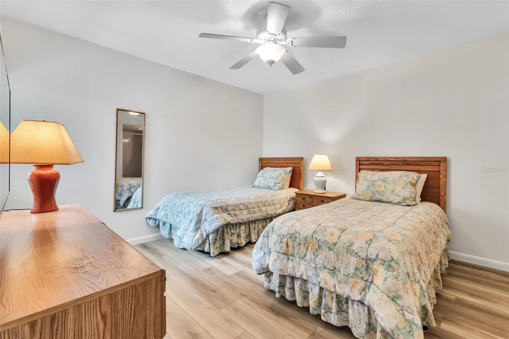 5224 LAKE VILLAGE DRIVE #67 Sarasota, FL 34235