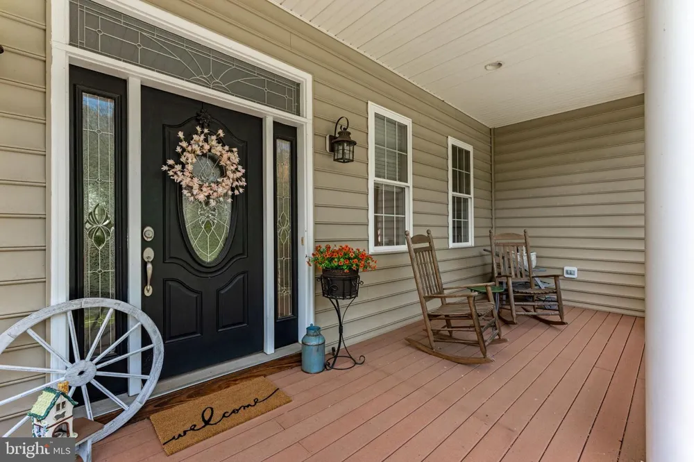 7312 OAK LANE Marshall, VA 20115