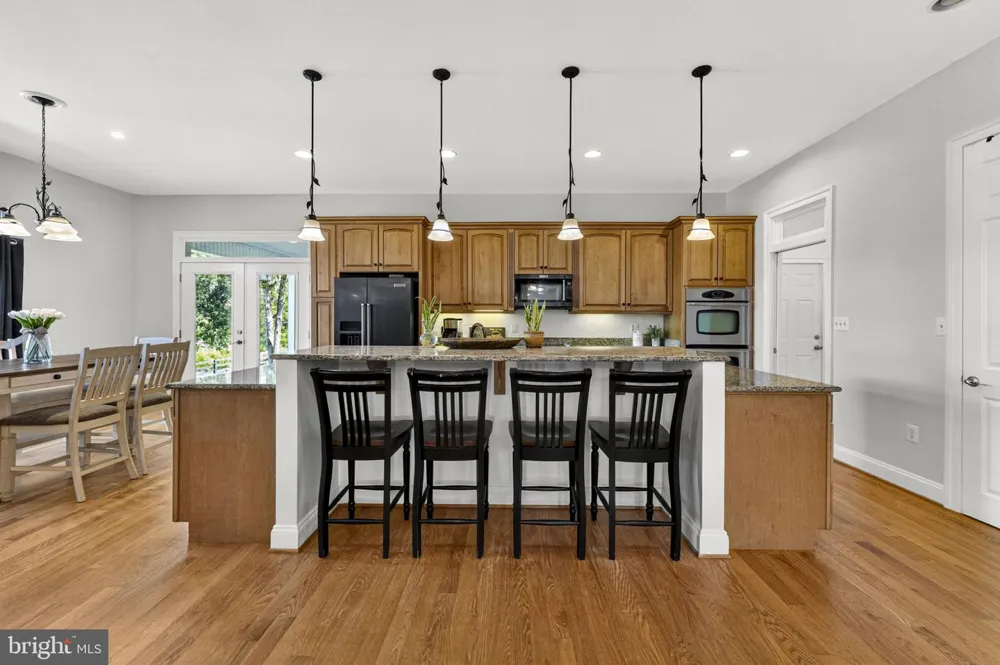7312 OAK LANE Marshall, VA 20115