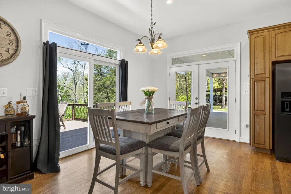 7312 OAK LANE Marshall, VA 20115