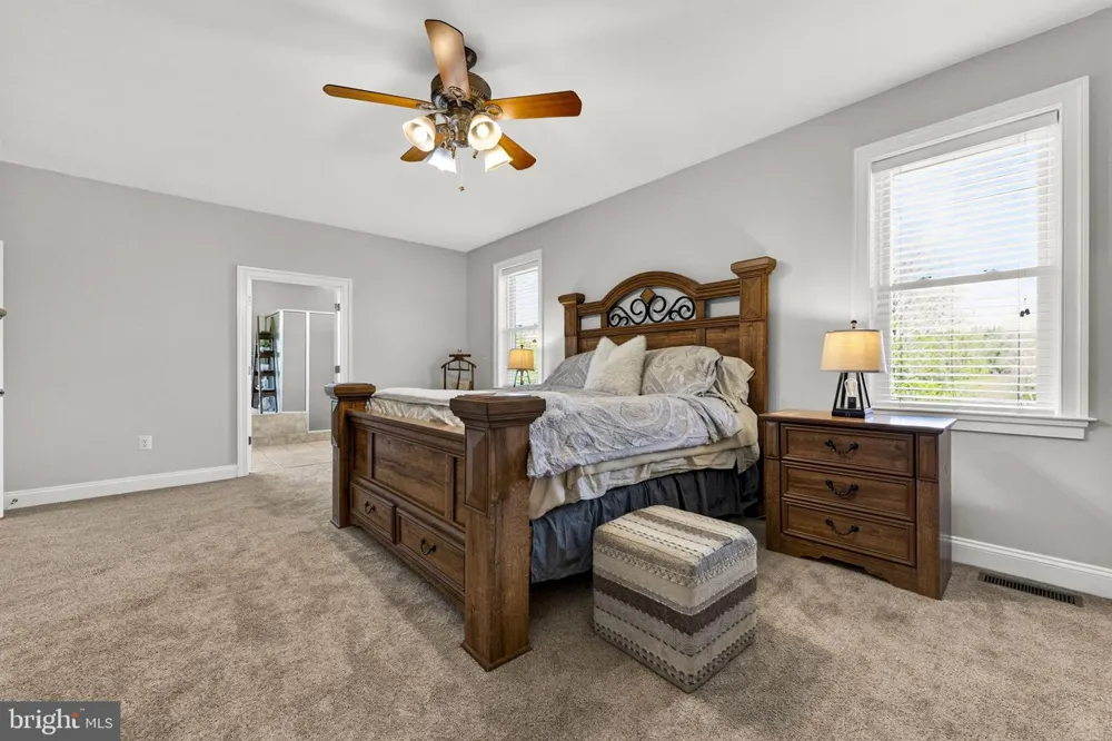 7312 OAK LANE Marshall, VA 20115