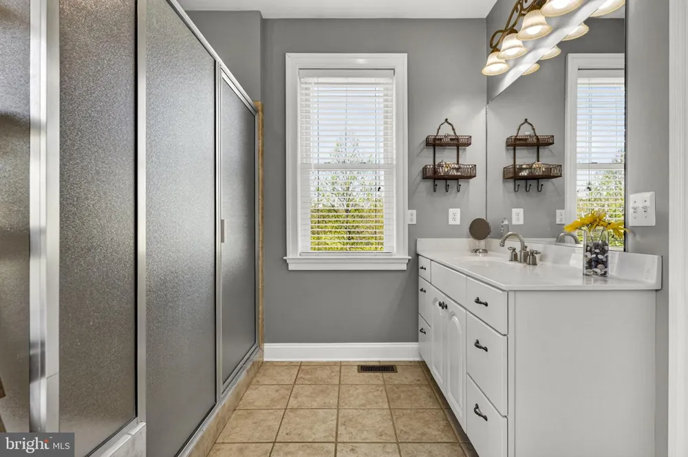 7312 OAK LANE Marshall, VA 20115