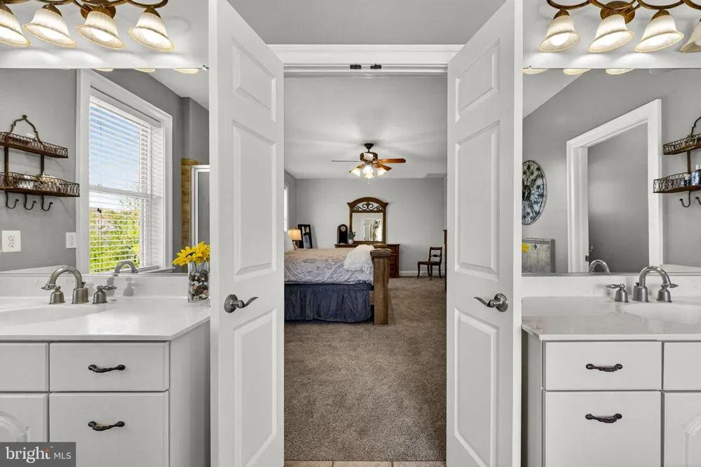 7312 OAK LANE Marshall, VA 20115