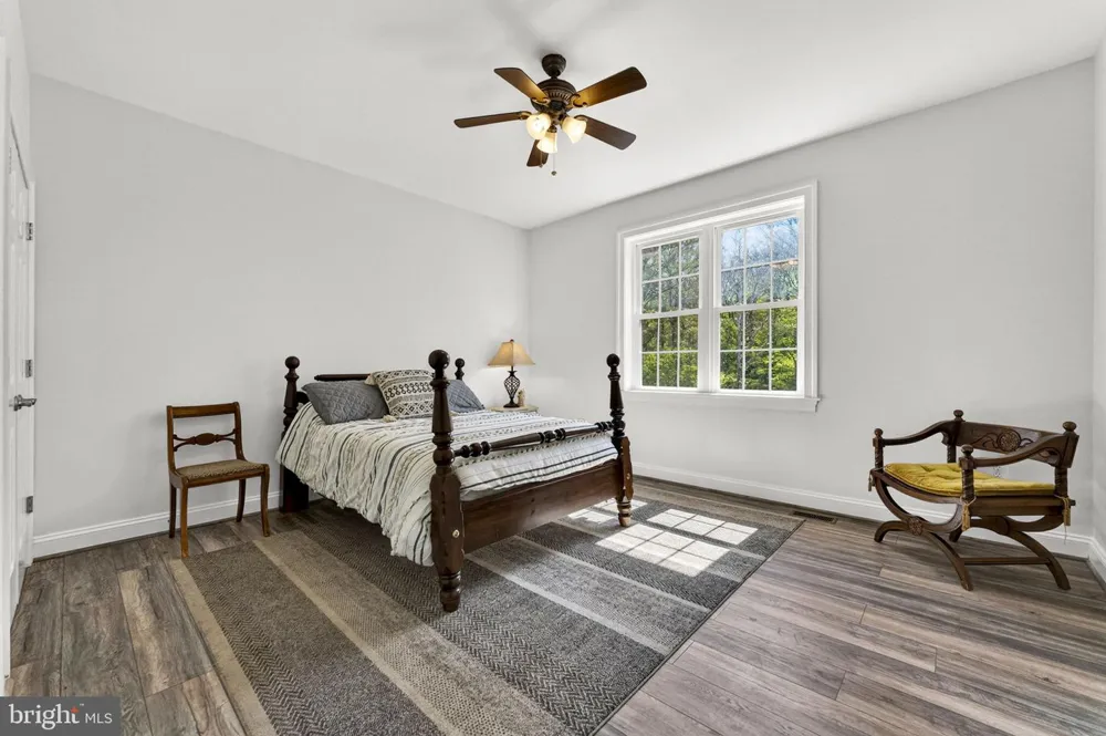 7312 OAK LANE Marshall, VA 20115