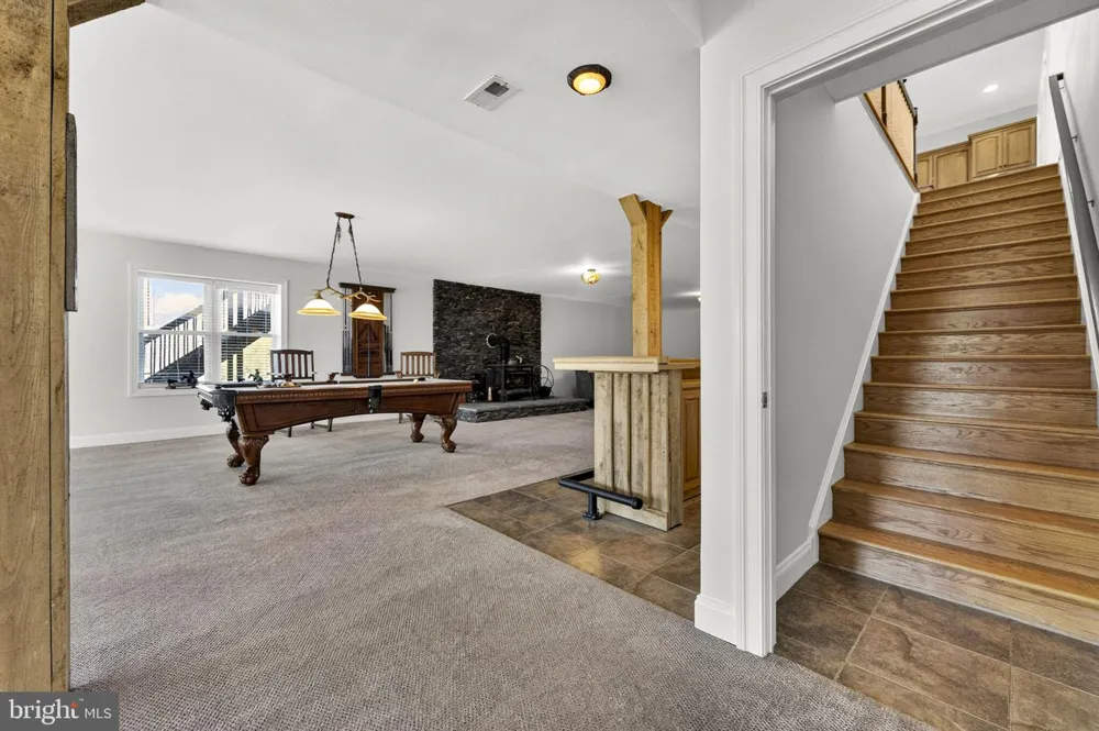 7312 OAK LANE Marshall, VA 20115