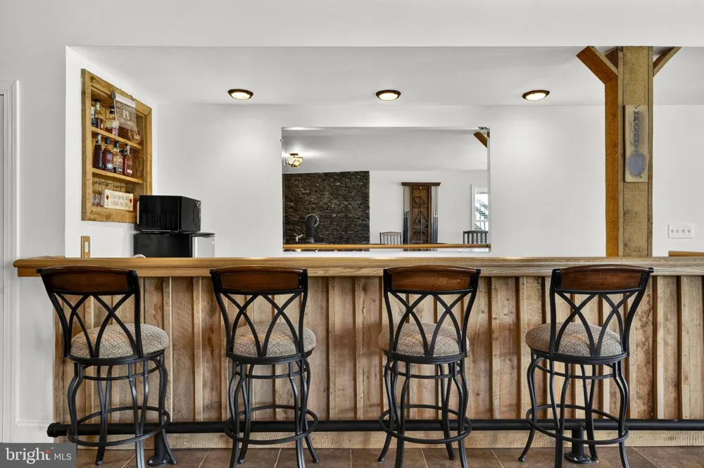7312 OAK LANE Marshall, VA 20115