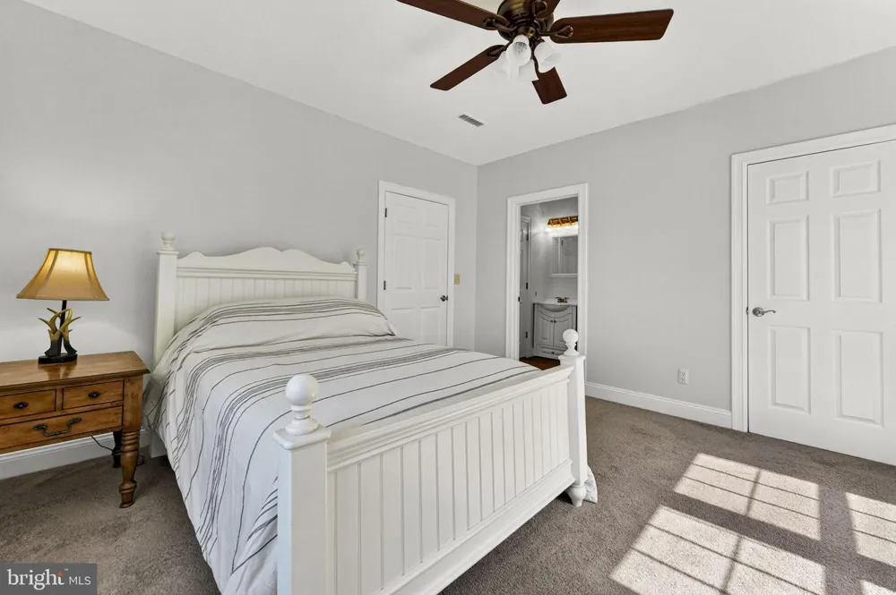 7312 OAK LANE Marshall, VA 20115