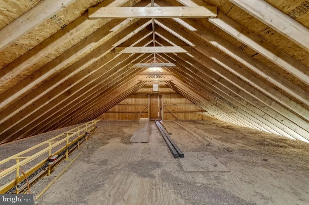 7312 OAK LANE Marshall, VA 20115