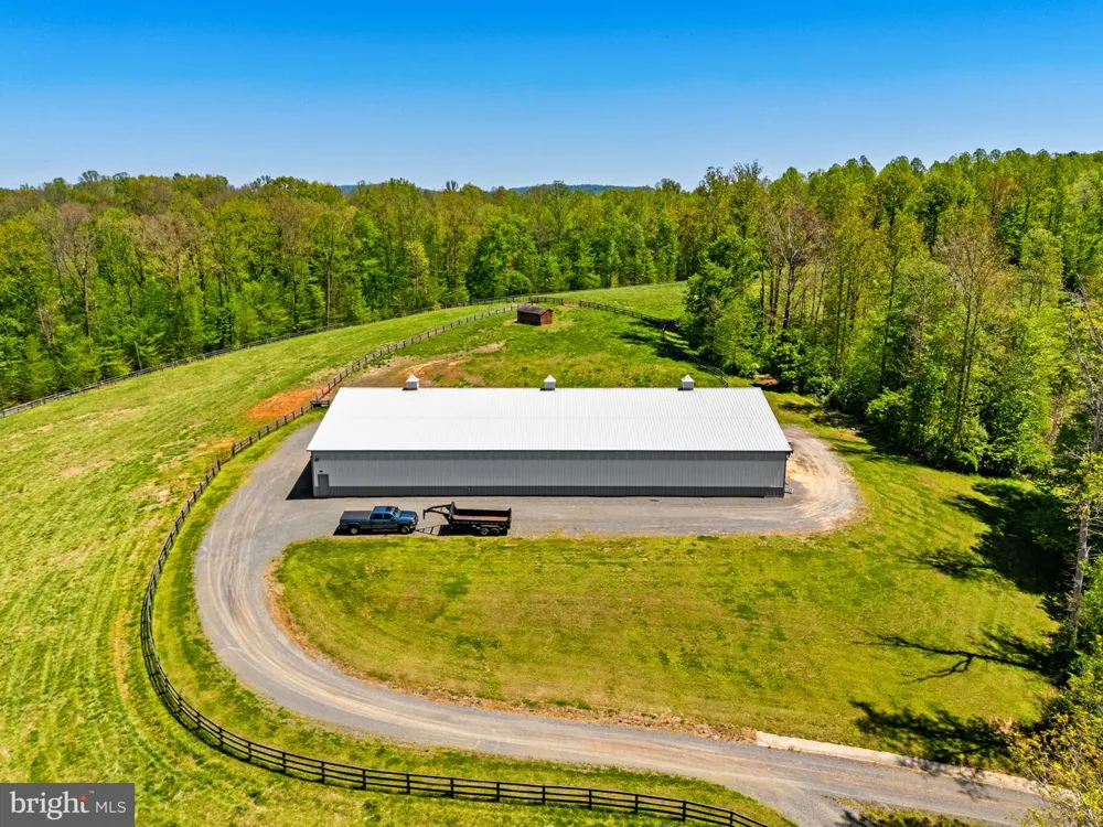 7312 OAK LANE Marshall, VA 20115