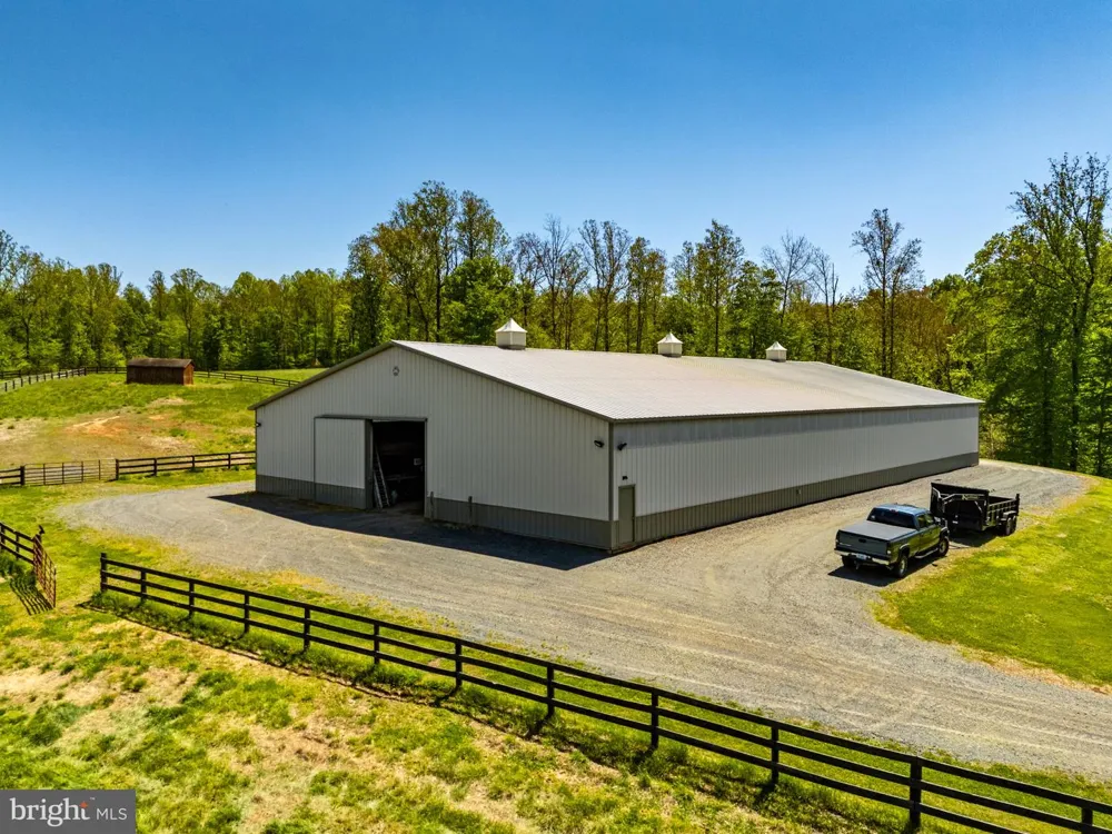 7312 OAK LANE Marshall, VA 20115