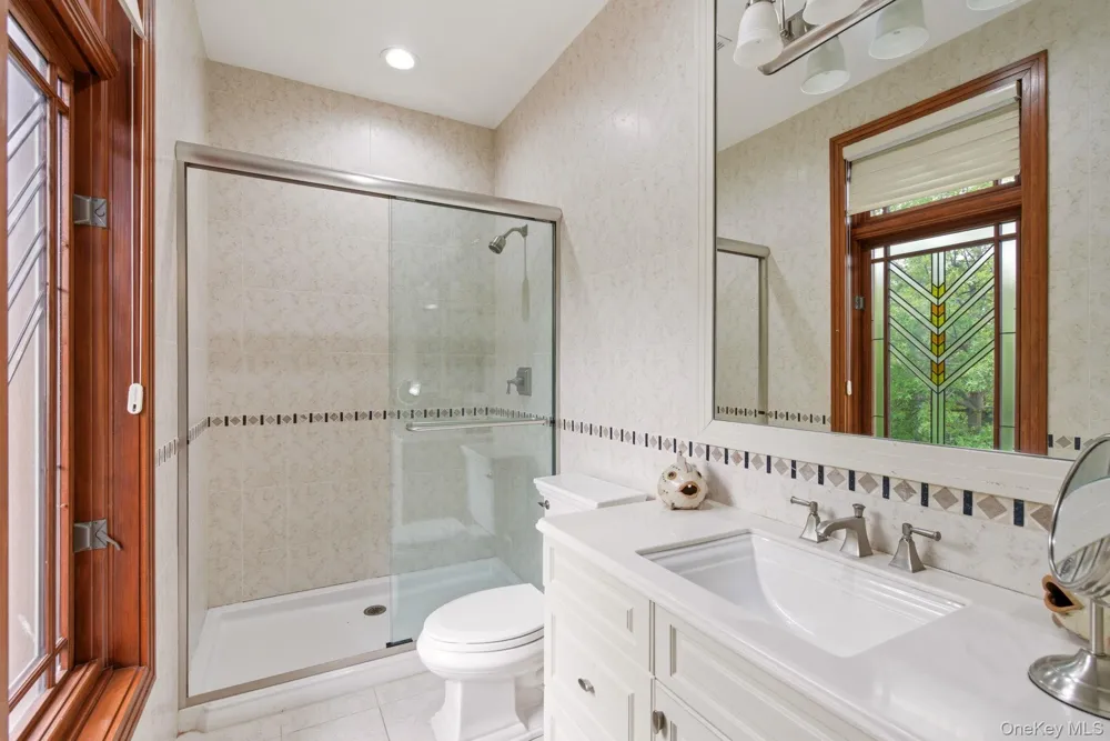 3 Olde Hamlet Drive Jericho, NY 11753