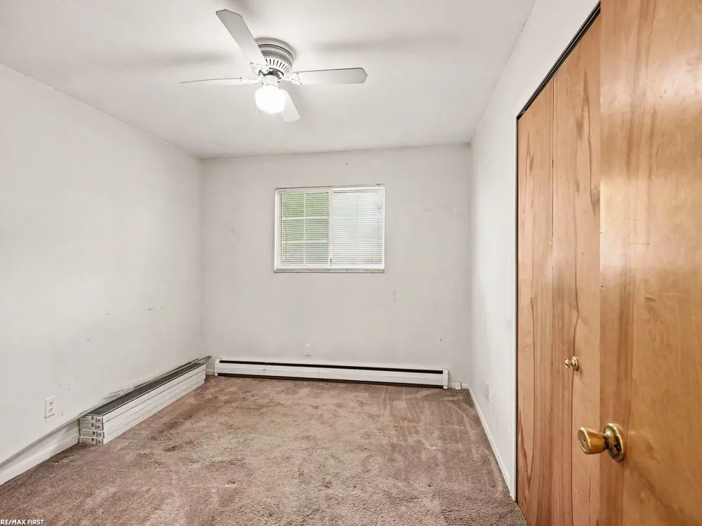 371 Colonial Lane Algonac City, MI 48001