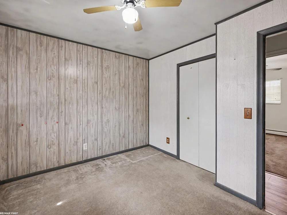 371 Colonial Lane Algonac City, MI 48001