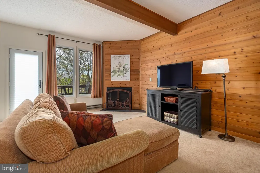 58 BRIGHT PASSAGE #6B Mc Henry, MD 21541