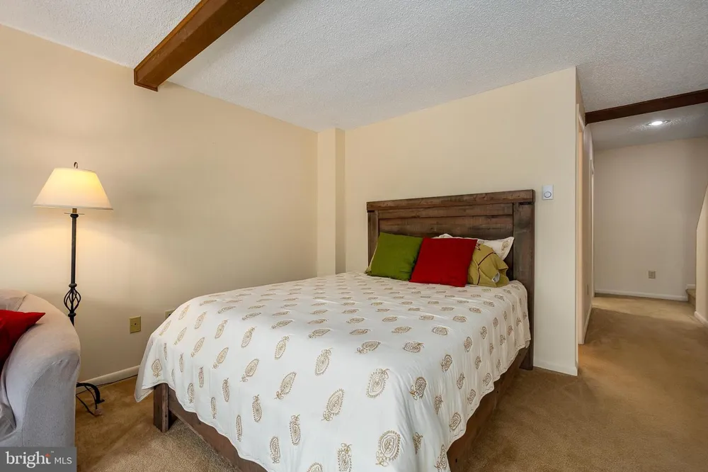 58 BRIGHT PASSAGE #6B Mc Henry, MD 21541