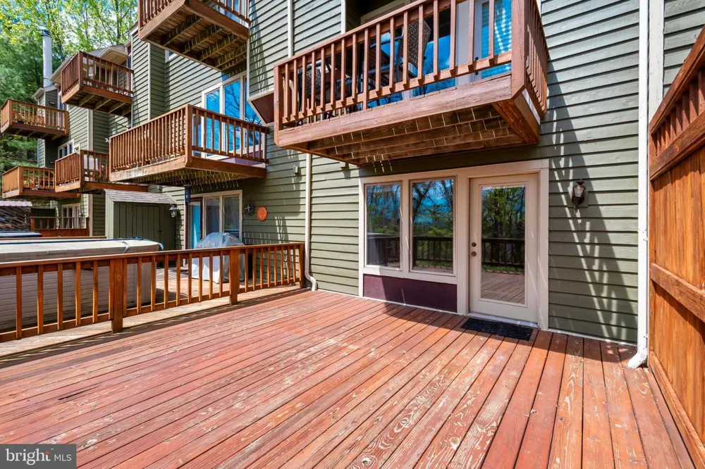 58 BRIGHT PASSAGE #6B Mc Henry, MD 21541