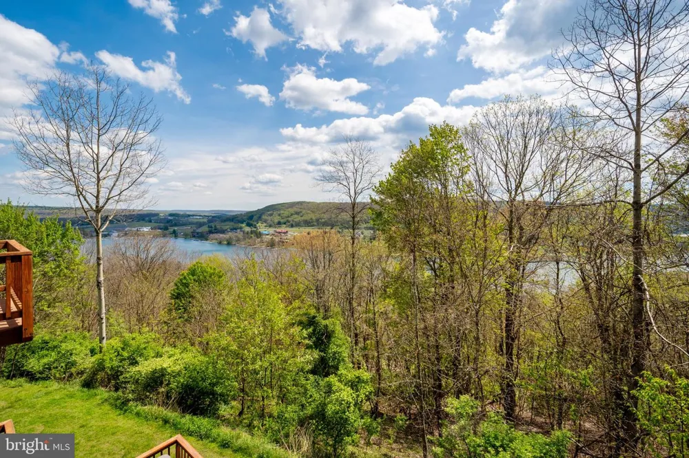 58 BRIGHT PASSAGE #6B Mc Henry, MD 21541