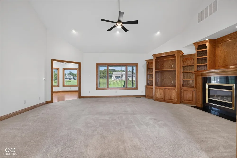 675 Auburn Ridge Drive Linton, IN 47441