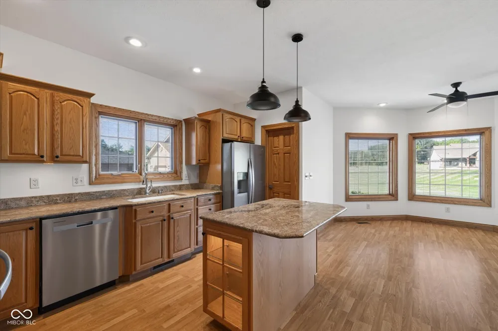675 Auburn Ridge Drive Linton, IN 47441