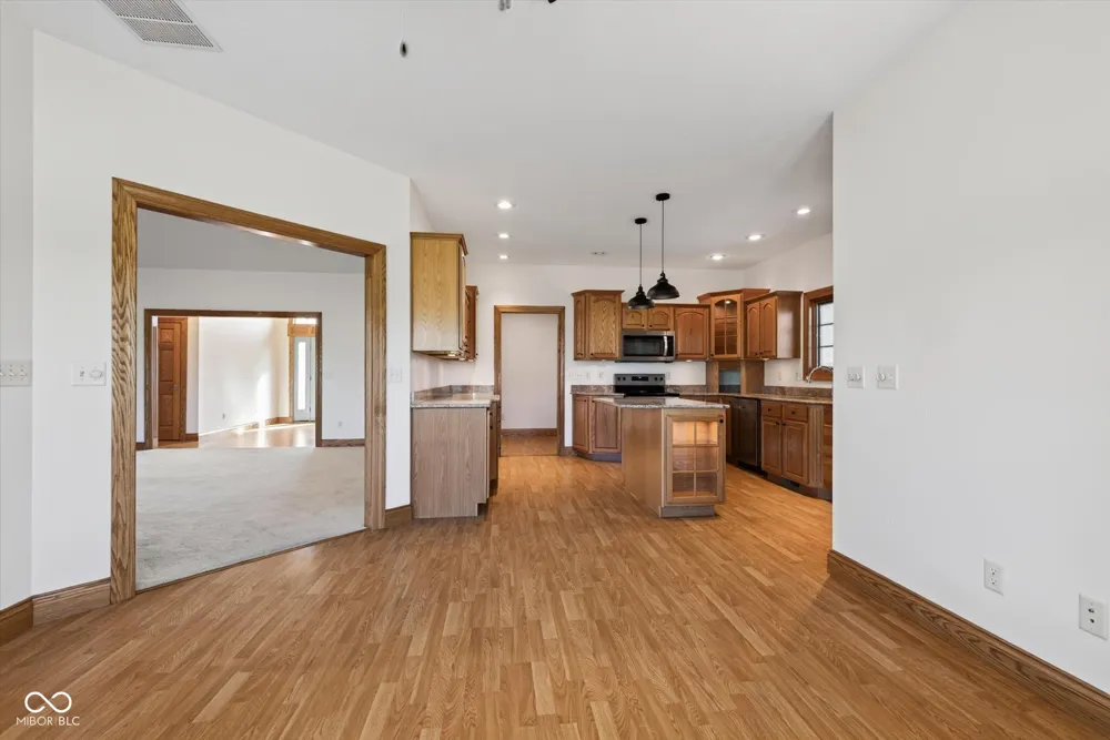 675 Auburn Ridge Drive Linton, IN 47441