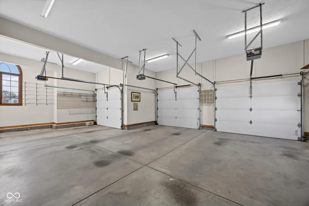 675 Auburn Ridge Drive Linton, IN 47441