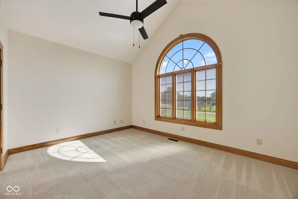 675 Auburn Ridge Drive Linton, IN 47441