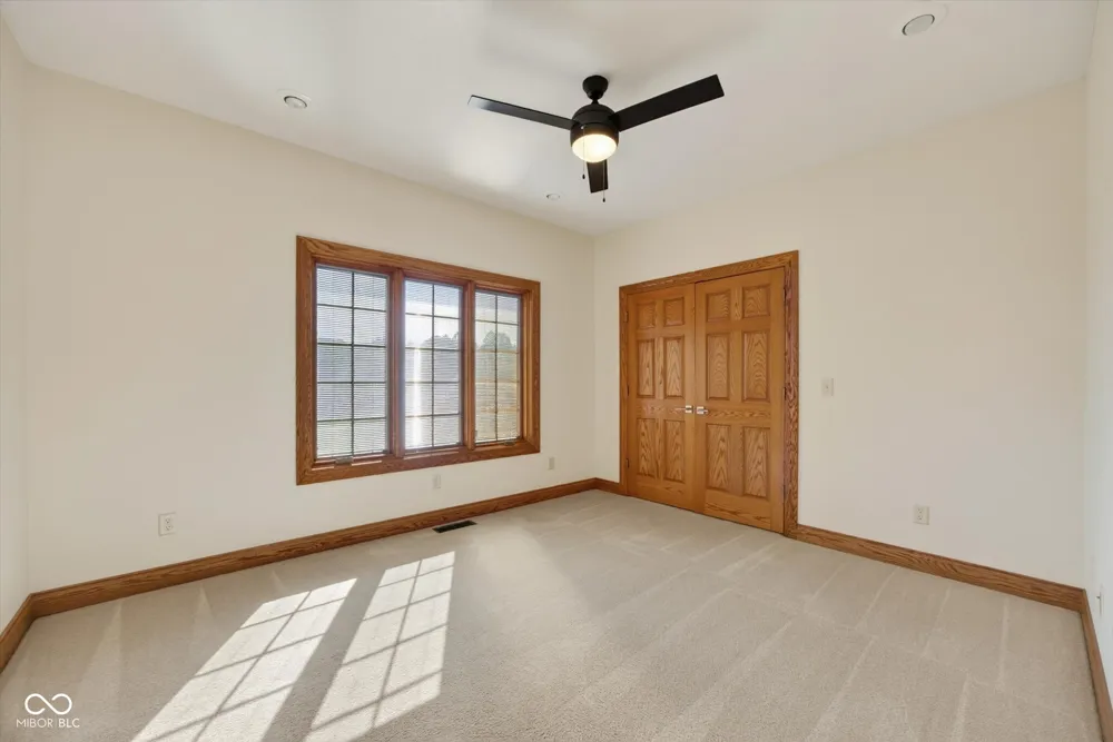 675 Auburn Ridge Drive Linton, IN 47441