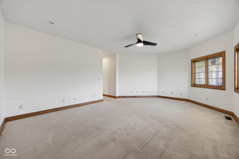 675 Auburn Ridge Drive Linton, IN 47441