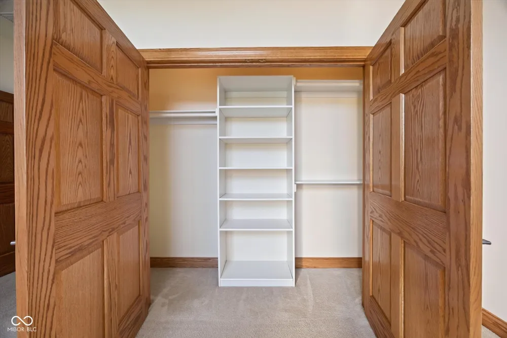 675 Auburn Ridge Drive Linton, IN 47441