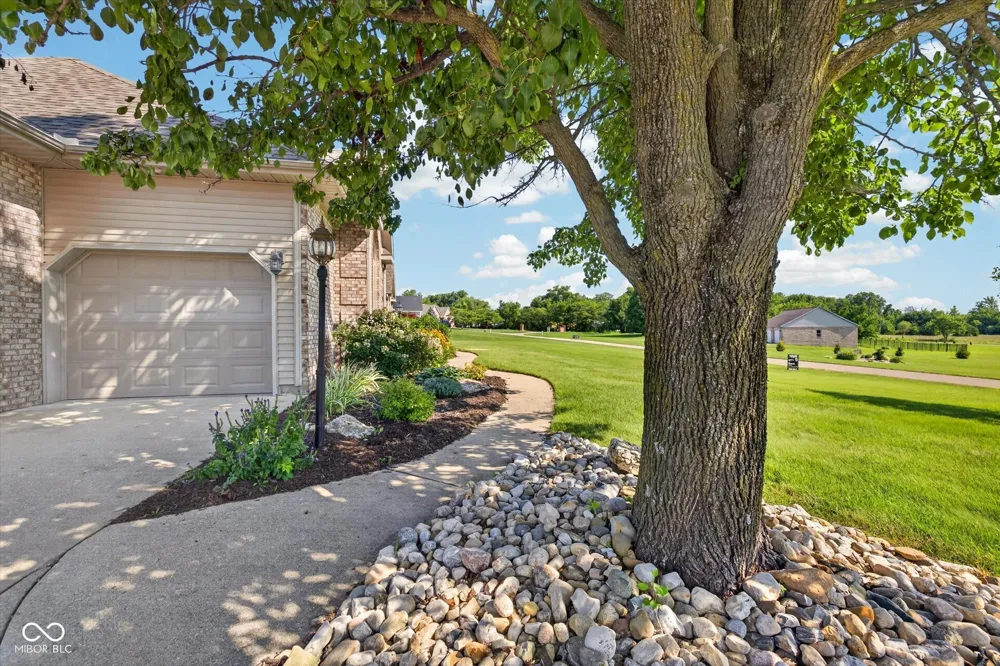 675 Auburn Ridge Drive Linton, IN 47441