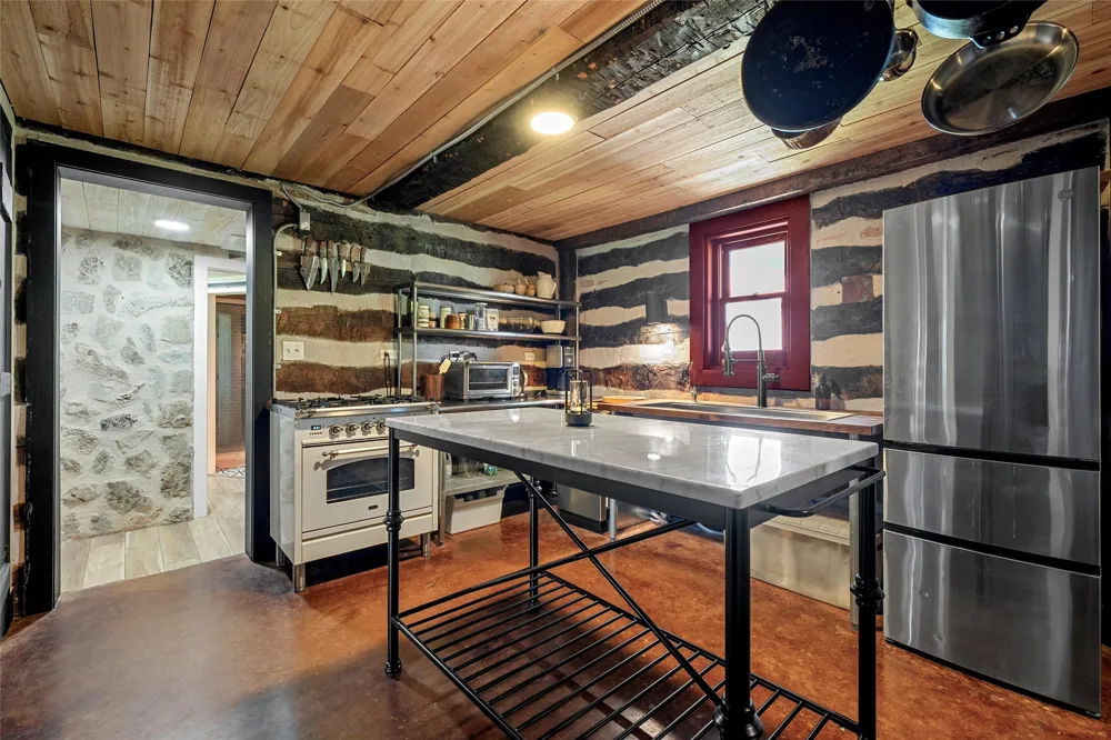 153 County Road 2139 Iredell, TX 76649