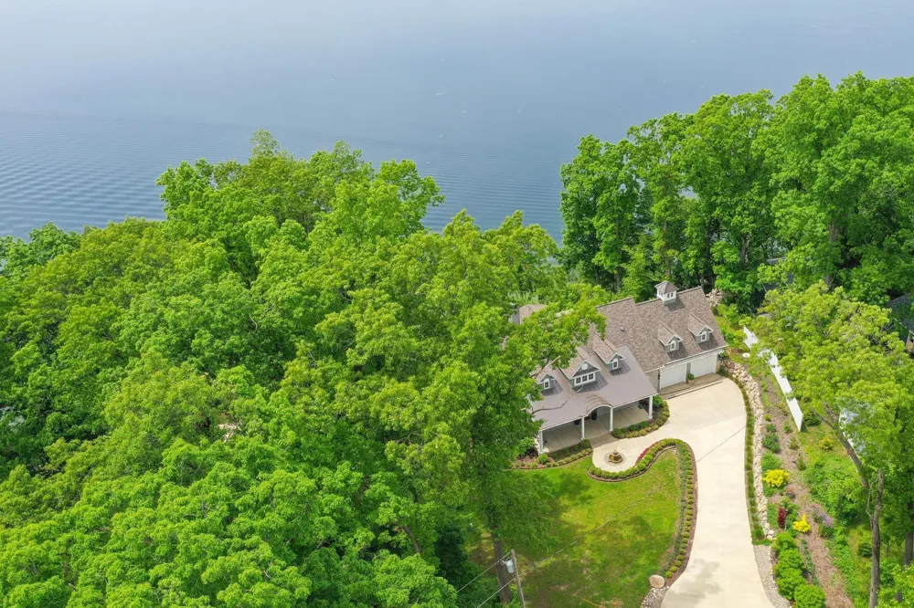 58604 E Clear Lake Road Three Rivers, MI 49093