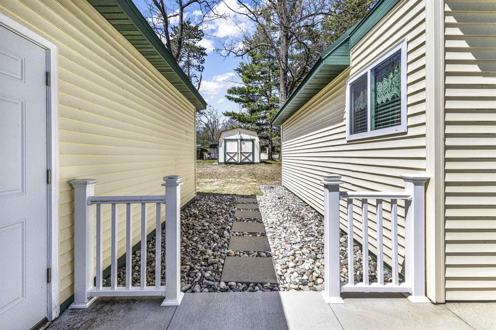 117 Vienna Court Markey Township, MI 48629