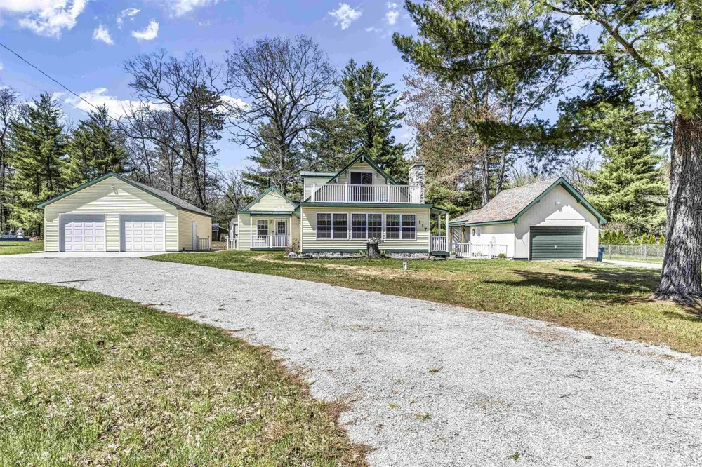 117 Vienna Court Markey Township, MI 48629
