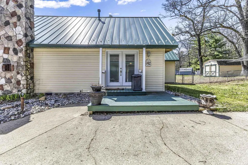 117 Vienna Court Markey Township, MI 48629