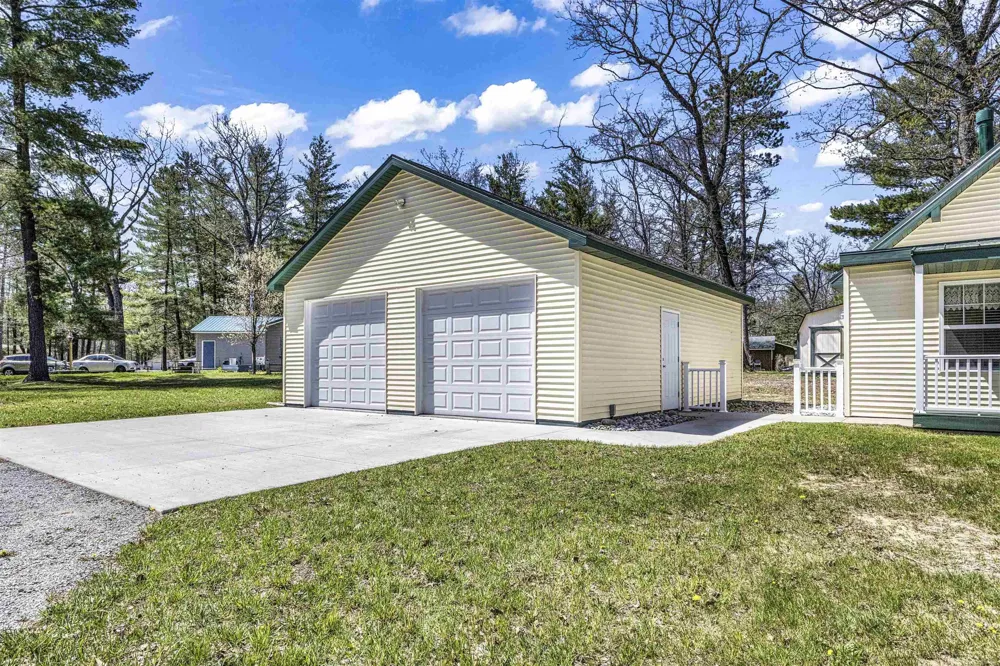 117 Vienna Court Markey Township, MI 48629