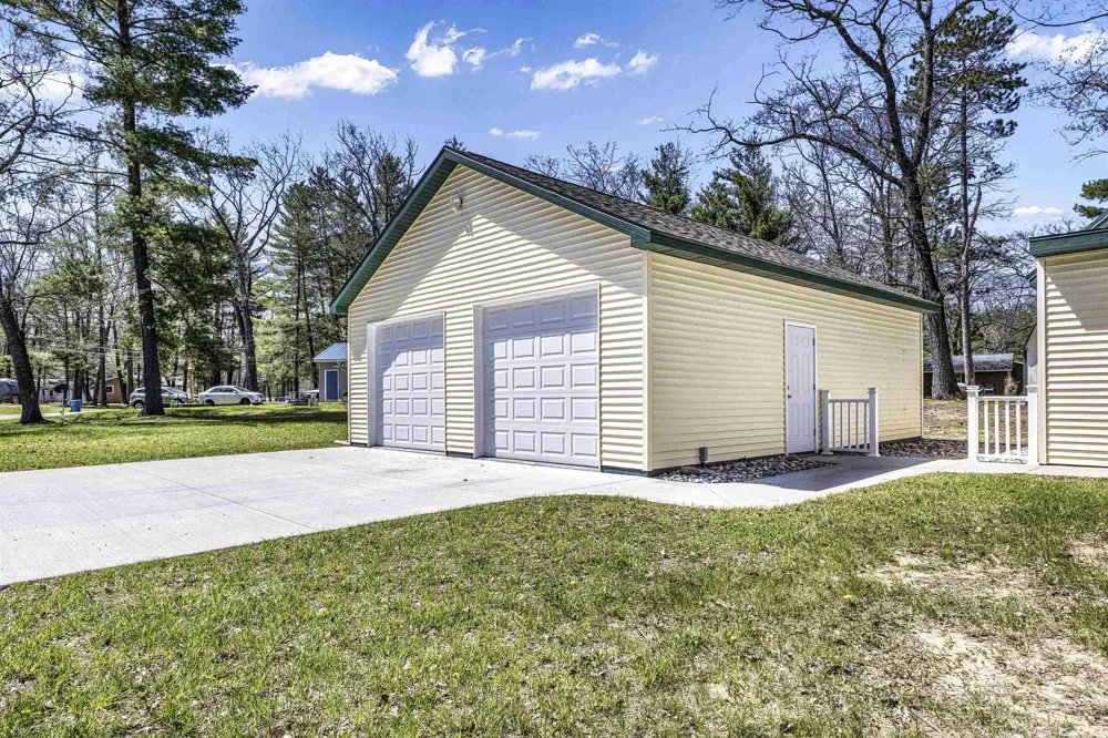 117 Vienna Court Markey Township, MI 48629
