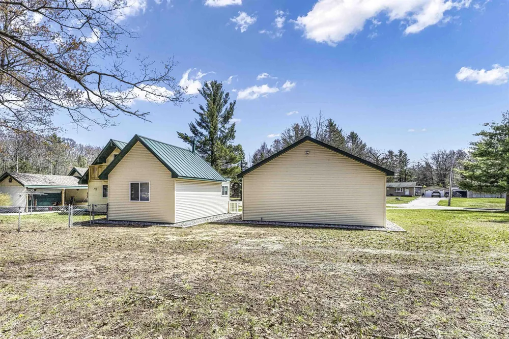 117 Vienna Court Markey Township, MI 48629