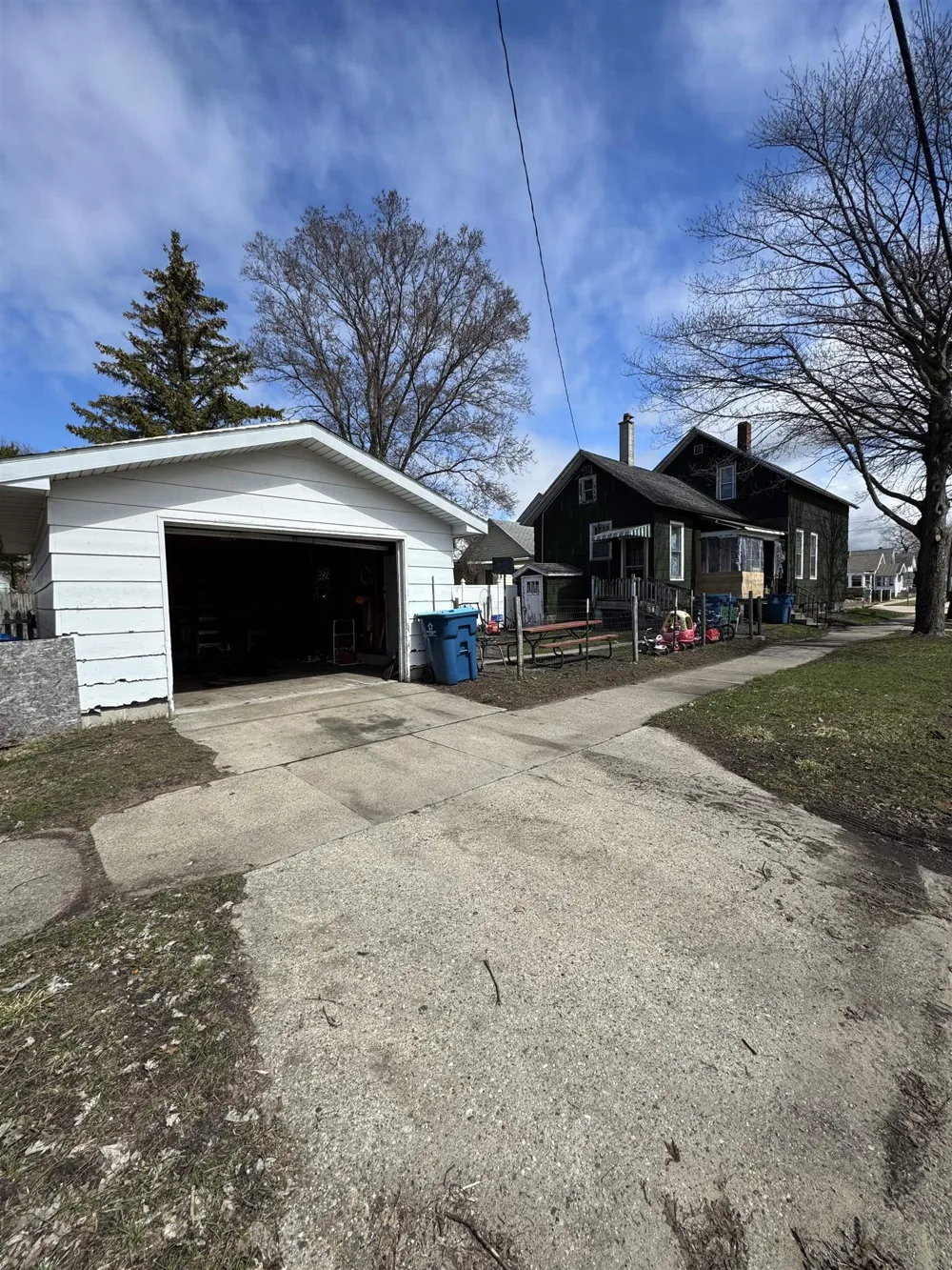 616 Cypress Street Manistee City, MI 49660