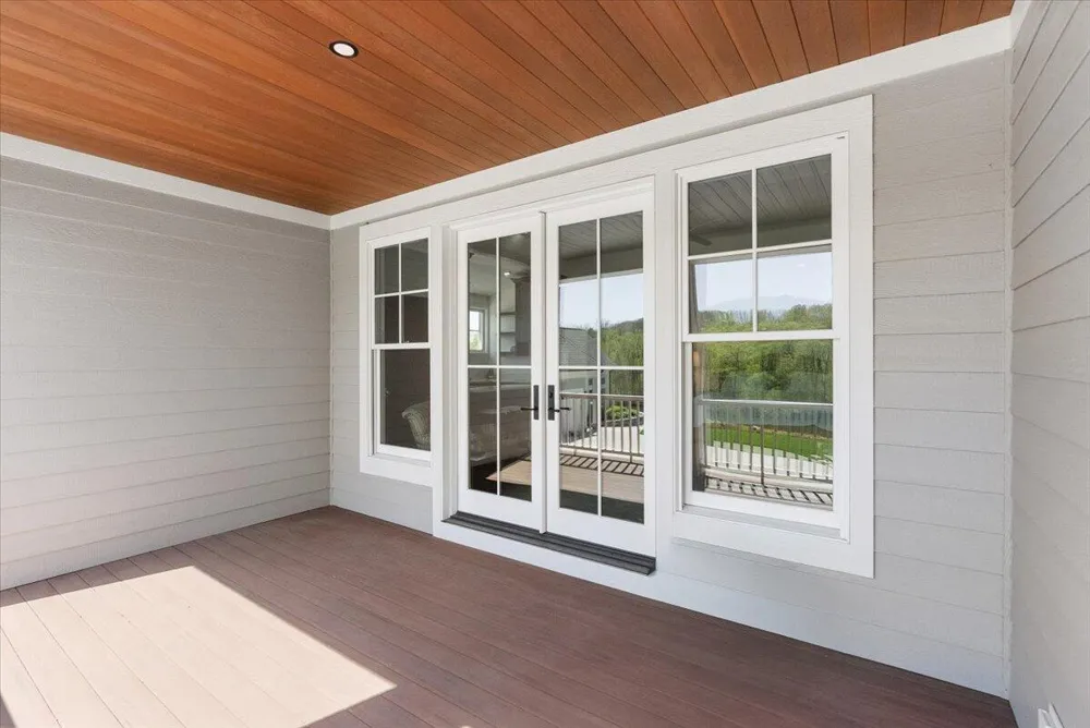 13741 S Indian Springs Road Buchanan Township, MI 49107