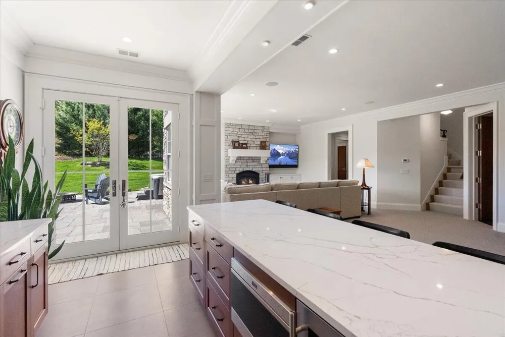13741 S Indian Springs Road Buchanan Township, MI 49107