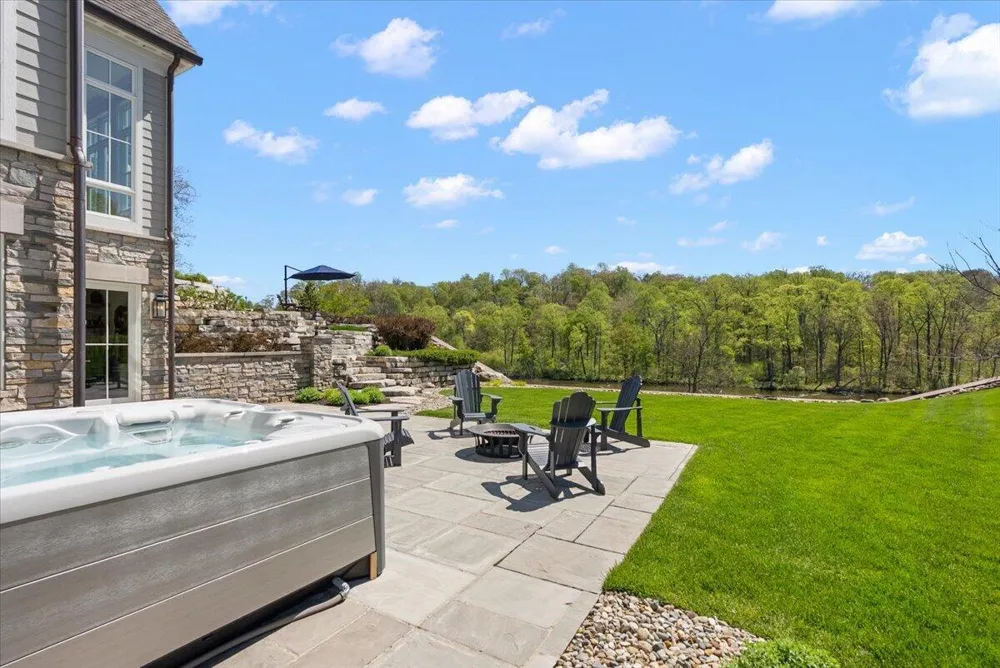 13741 S Indian Springs Road Buchanan Township, MI 49107