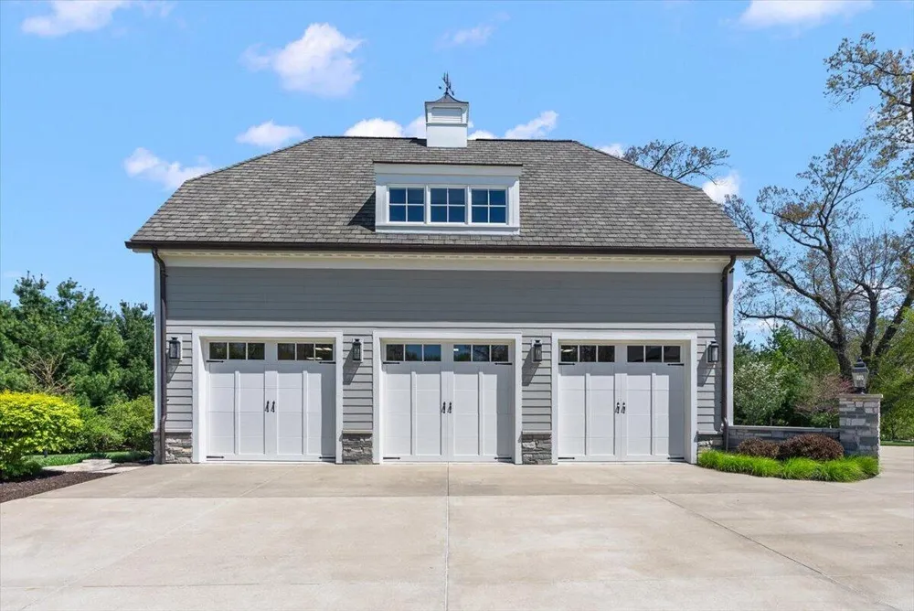 13741 S Indian Springs Road Buchanan Township, MI 49107