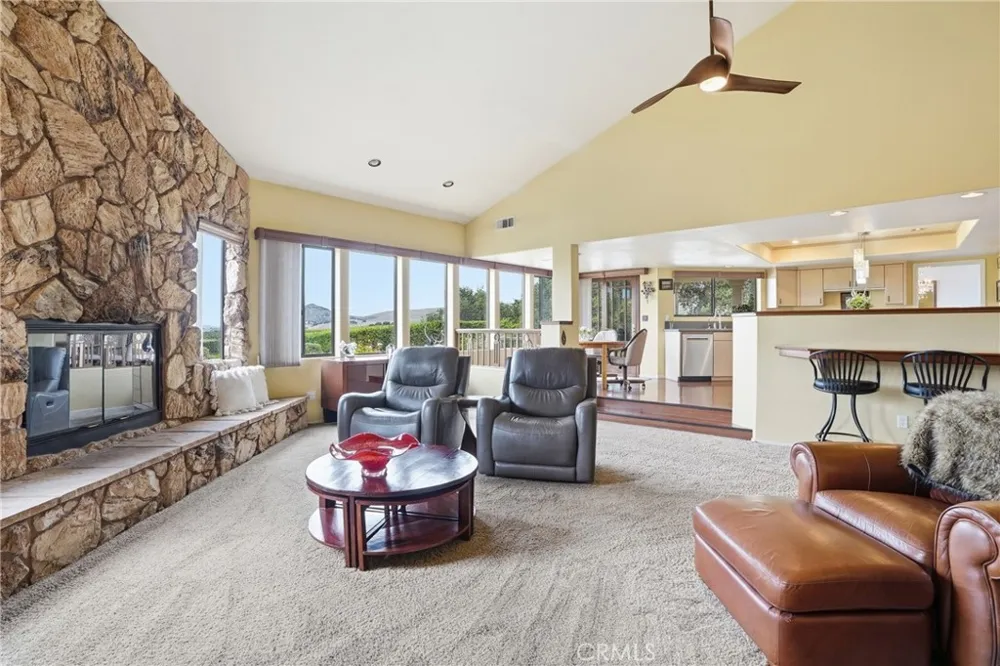 225 Broken Arrow Nipomo, CA 93444