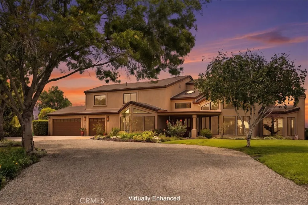 225 Broken Arrow Nipomo, CA 93444