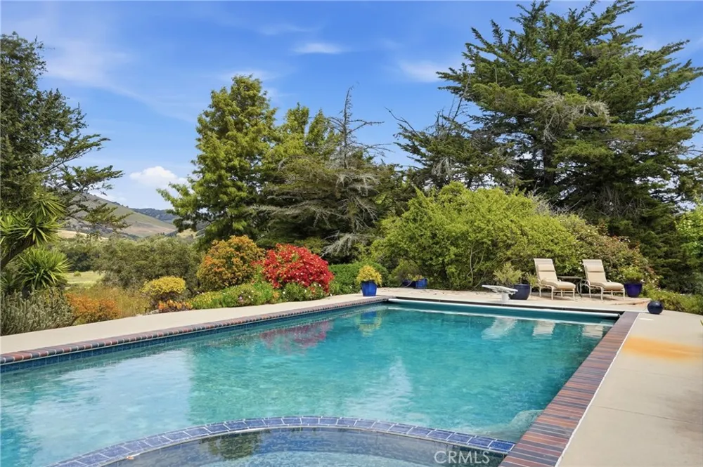 225 Broken Arrow Nipomo, CA 93444