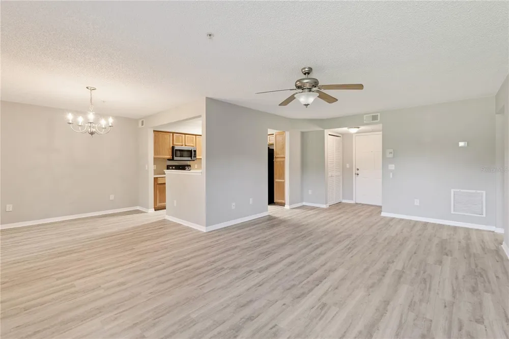 930 LOCH CARRON #1212 Apopka, FL 32712