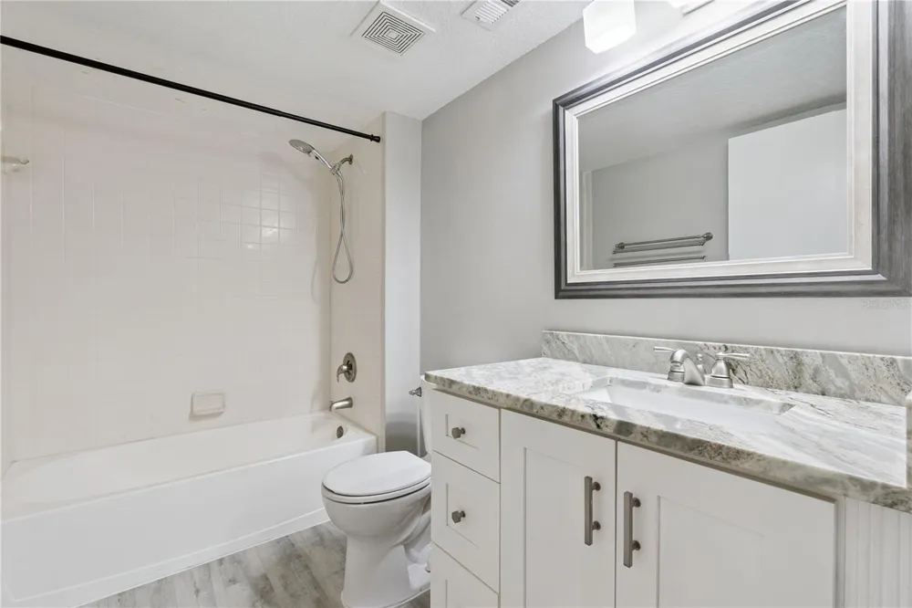 930 LOCH CARRON #1212 Apopka, FL 32712