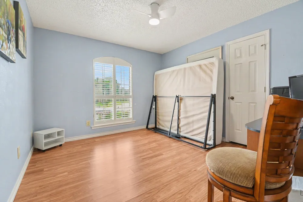 2212 Southern Court Carrollton, TX 75006
