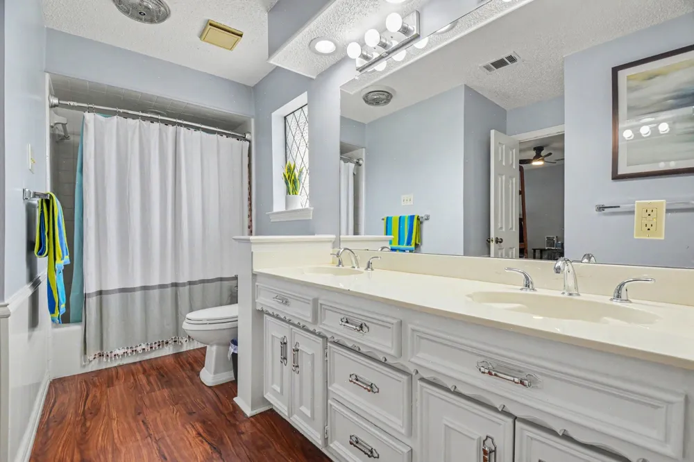 2212 Southern Court Carrollton, TX 75006